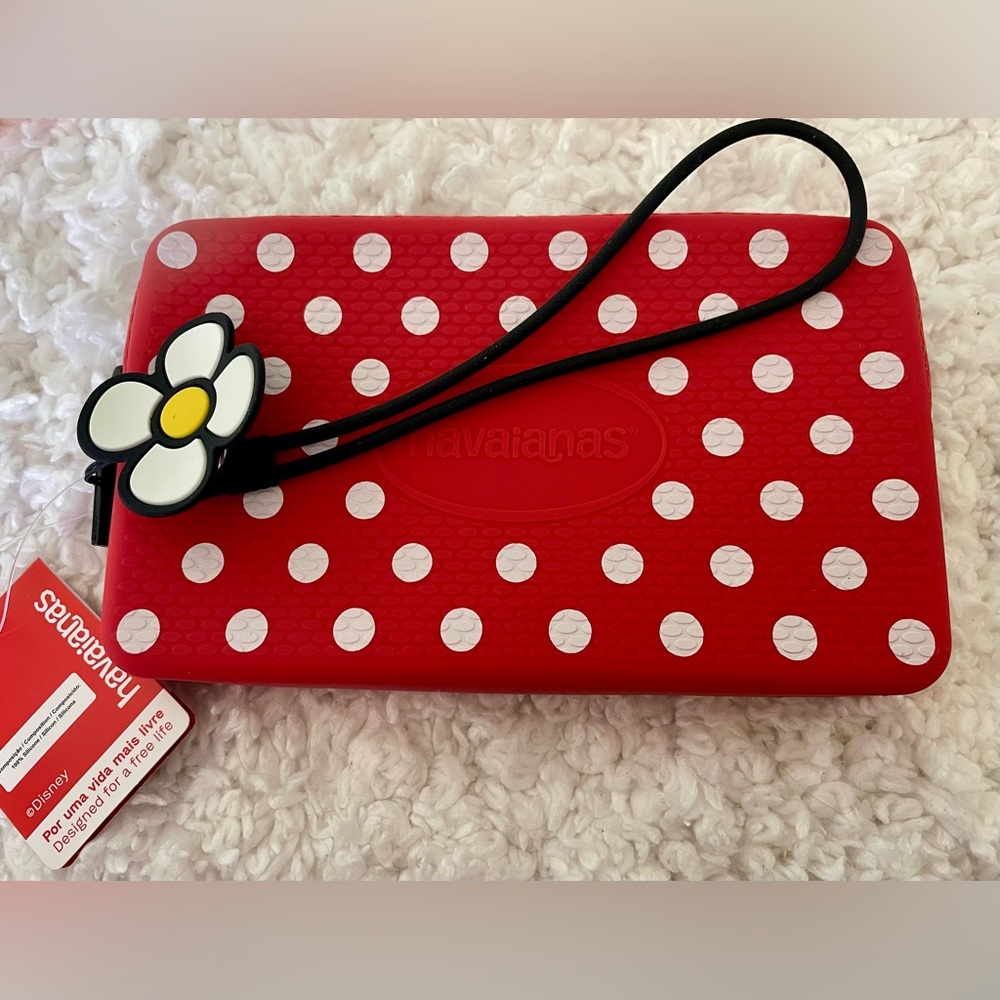 Havaianas Minnie Mouse Wristlet NWT 🏖️